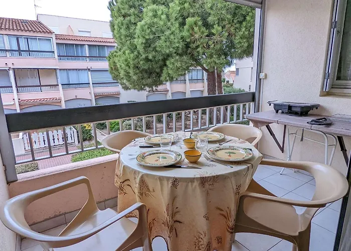 T2 Au Cœur De Avec Terrasse, Parking Privé, Proche Commodités Et Animaux Acceptés - Fr-1-387-202 Marseillan (Herault)